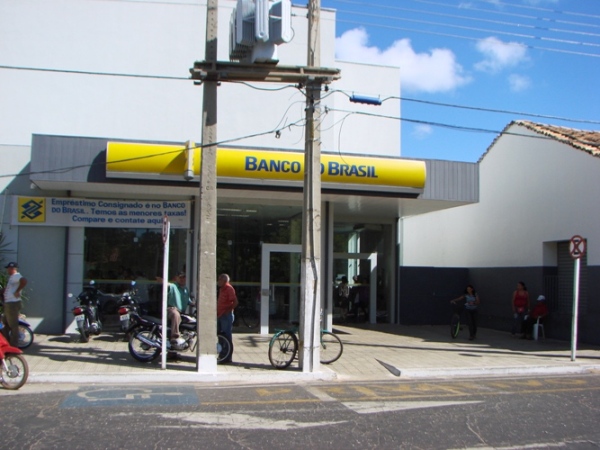 Falta dinheiro e até  papel no Banco do Brasil de Campo Maior - Imagem 2