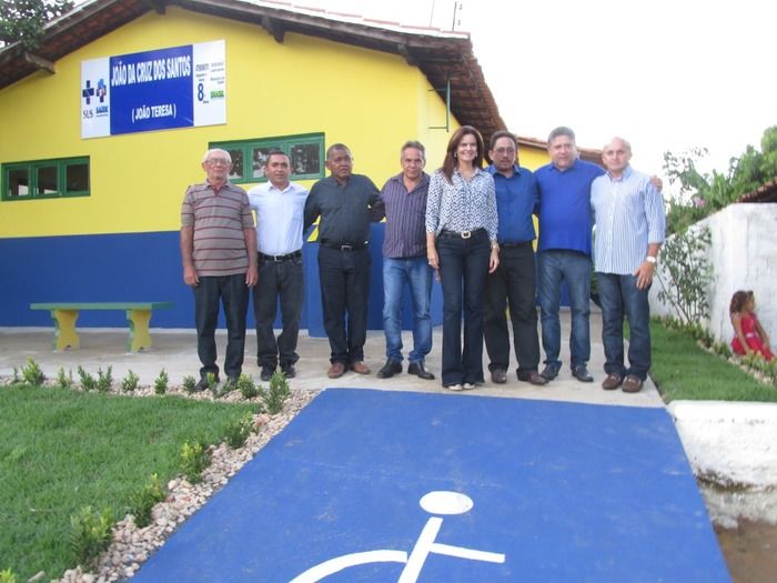 Prefeito Walter Alencar e Lideranças politicas entregam obras de Reformas e Ampliação em Agricolândia - Imagem 14