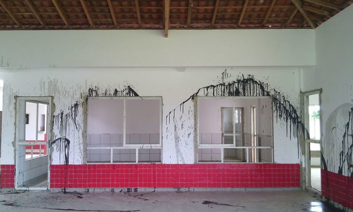 JUAZEIRO DO PIAUÍ: Vândalos picham paredes e quebram vitrôs da Creche Municipal - Imagem 5