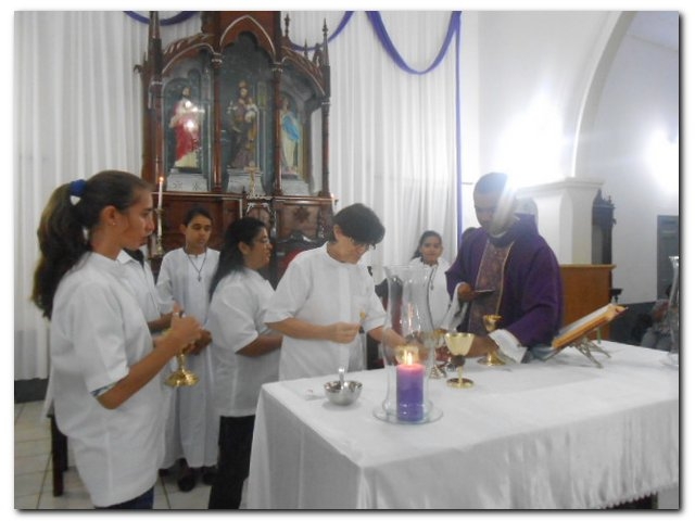 Confraria do Divino Espírito Santo da Confederação Valenciana recebe novos associados de Inhuma - Imagem 38