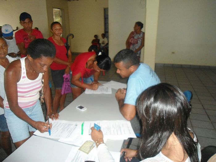 Secretaria Municipal de Agricultura faz entrega das sementes de feijão para os agricultores - Imagem 6