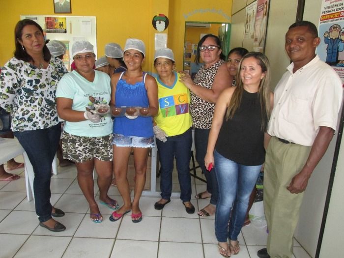 CRAS Realiza Oficina de ovos de Páscoa para 22 mães em Agricolândia - Imagem 17