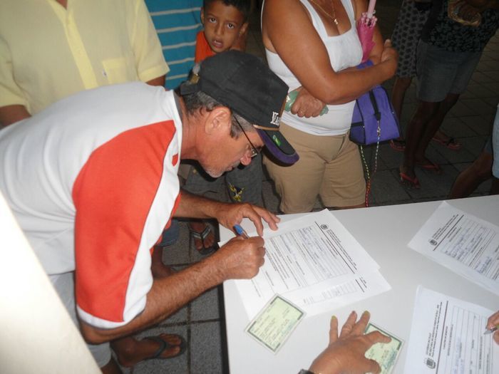 Secretaria Municipal de Agricultura faz entrega das sementes de feijão para os agricultores - Imagem 3