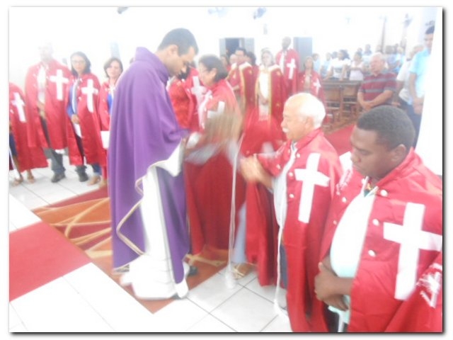 Confraria do Divino Espírito Santo da Confederação Valenciana recebe novos associados de Inhuma - Imagem 28