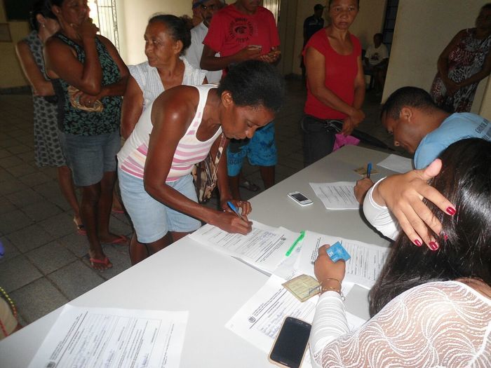 Secretaria Municipal de Agricultura faz entrega das sementes de feijão para os agricultores - Imagem 16