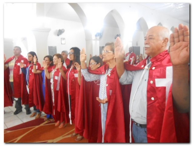 Confraria do Divino Espírito Santo da Confederação Valenciana recebe novos associados de Inhuma - Imagem 30