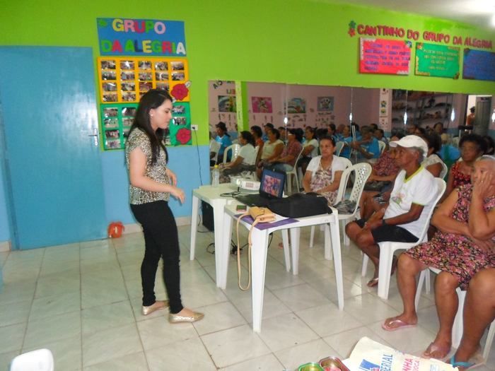 Idosos do Grupo da Alegria participam de encontro interativo e informativo no CRAS. - Imagem 3