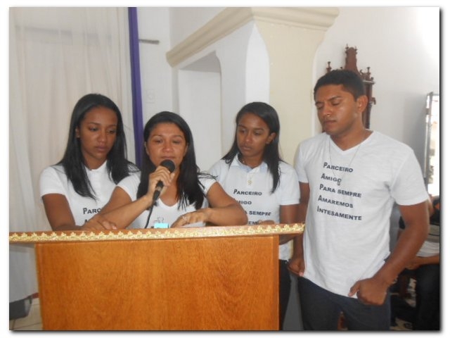 inhumenses e familiares se despedem de Apolinário com muita comoção - Imagem 32