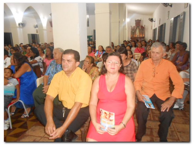 Arcebispo Dom Jacinto nomeia novo Padre para a Paróquia São José de Inhuma - Imagem 38