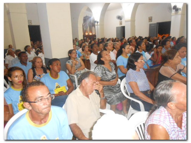 Arcebispo Dom Jacinto nomeia novo Padre para a Paróquia São José de Inhuma - Imagem 24