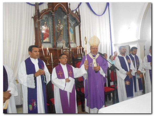 Arcebispo Dom Jacinto nomeia novo Padre para a Paróquia São José de Inhuma - Imagem 25