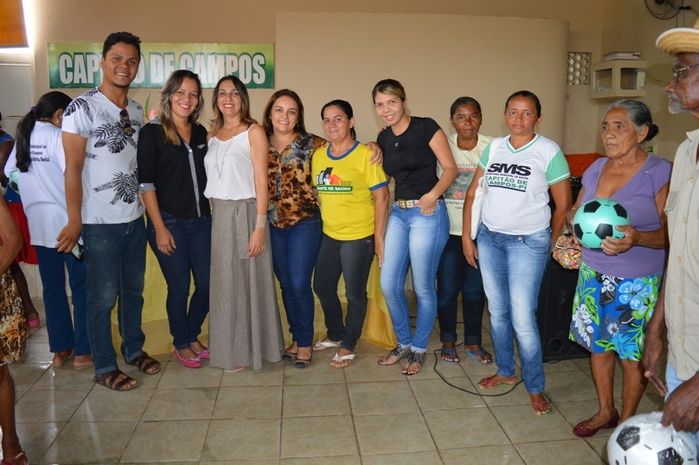 Trabalho apresentado pela Assistente Social que estagiou no Cras apresentando o Projeto de Intervenção  - Imagem 34