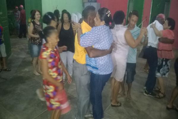 Sexta-feira de muito forró Para os idosos de Amarante - Imagem 5