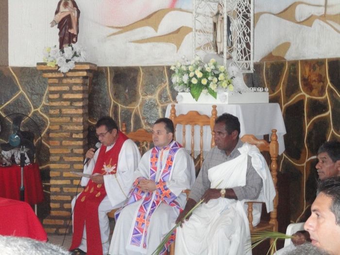 Paróquia inicia Semana Santa com Missa de Domingo de Ramos - Imagem 18