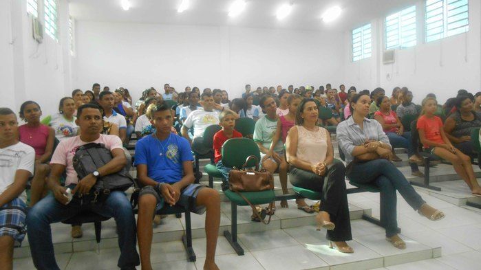 Secretaria de saúde realiza ciclo de palestras para jovens - Imagem 14