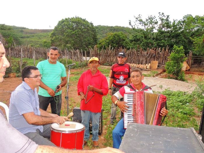 Prefeita inaugura sistema de abastecimento d'água na zona rural - Imagem 10