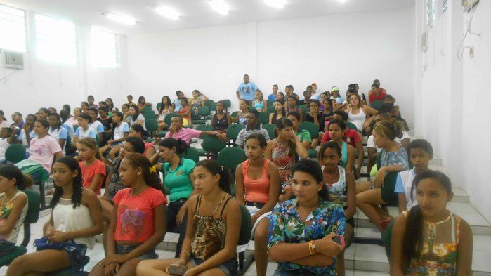 Secretaria de saúde realiza ciclo de palestras para jovens - Imagem 10