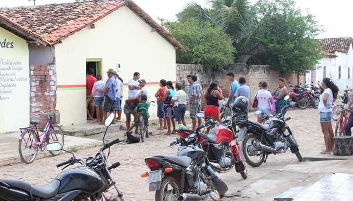 Prefeitura inicia distribuição de 2.2 toneladas de sementes aos agricultores familiares de São João do Arraial  - Imagem 6