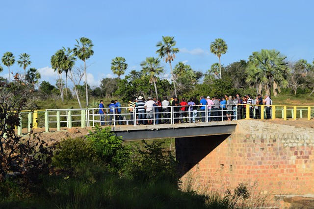 Inaugurada Ponte sobre Riacho Corrente na Localidade Manga - Imagem 3
