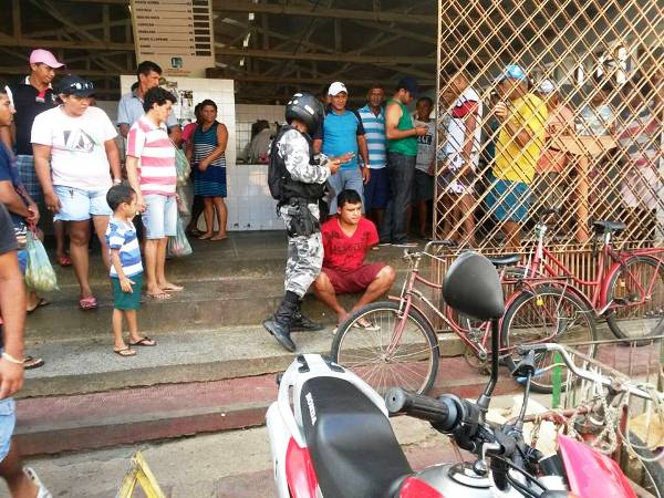 Força Tática acusa homem de vender armas no Mercado Público - Imagem 2