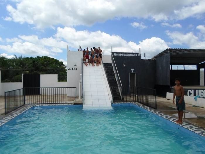 Secretaria de Assistência Social e Cidadania promove dia de passeio, lazer e esportes para jovens do Grupo Força Jovem. - Imagem 6