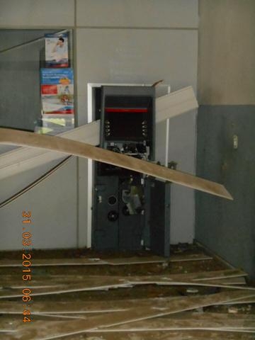 Bandidos explodem caixa eletrônico na cidade de Ipiranga - Imagem 2