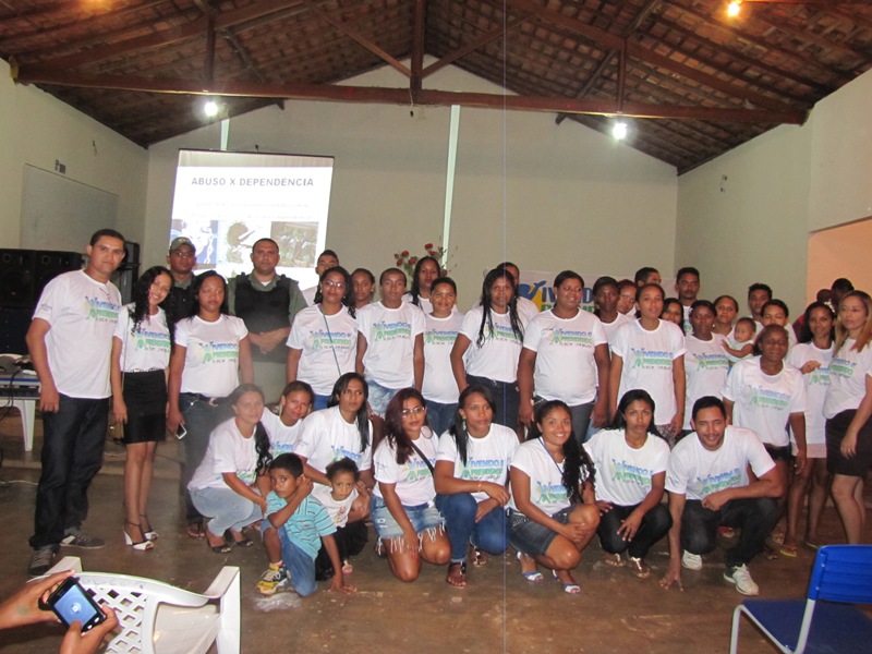 Comandante de Polícia ministra palestra sobre drogas e alcoolismo em projeto do Projovem 