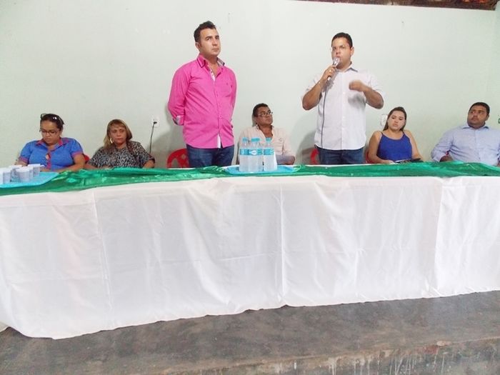 Prefeito Antônio Parambú entrega 15 casas do Programa Minha Casa Minha Vida 2 - Imagem 13