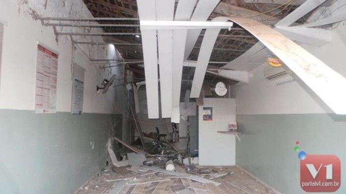 Assaltantes roubam Bradesco em Pimenteiras e promovem tiroteio - Imagem 1