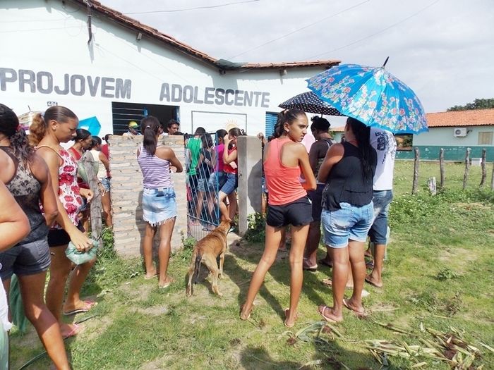 Secretaria de Assistência Social faz distribuição de alimentos para as famílias cadastradas no Programa Bolsa Família   - Imagem 9