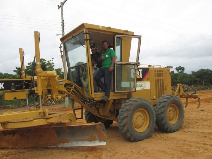 Prefeitura de Agricolândia prepara terreno para os Festejos de São José no Residencial Novo Horizonte - Imagem 5