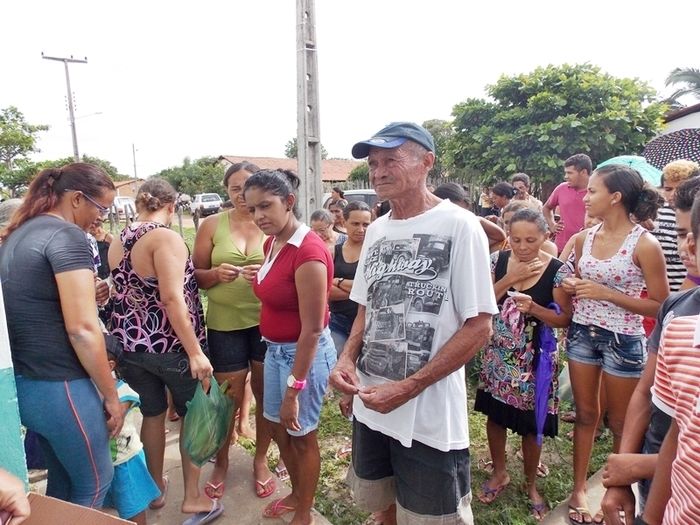 Secretaria de Assistência Social faz distribuição de alimentos para as famílias cadastradas no Programa Bolsa Família   - Imagem 15