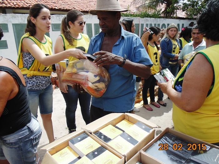 Projeto compaixão encerra suas atividades com distribuição de milhares de cestas - Imagem 19