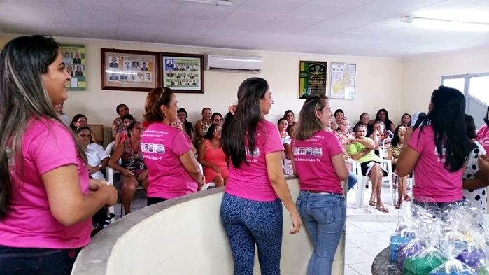 Na sexta-feira 06-03 teve o encerramento da 1ª Semana Social da Mulher com brincadeiras e distribuição de brindes - Imagem 15