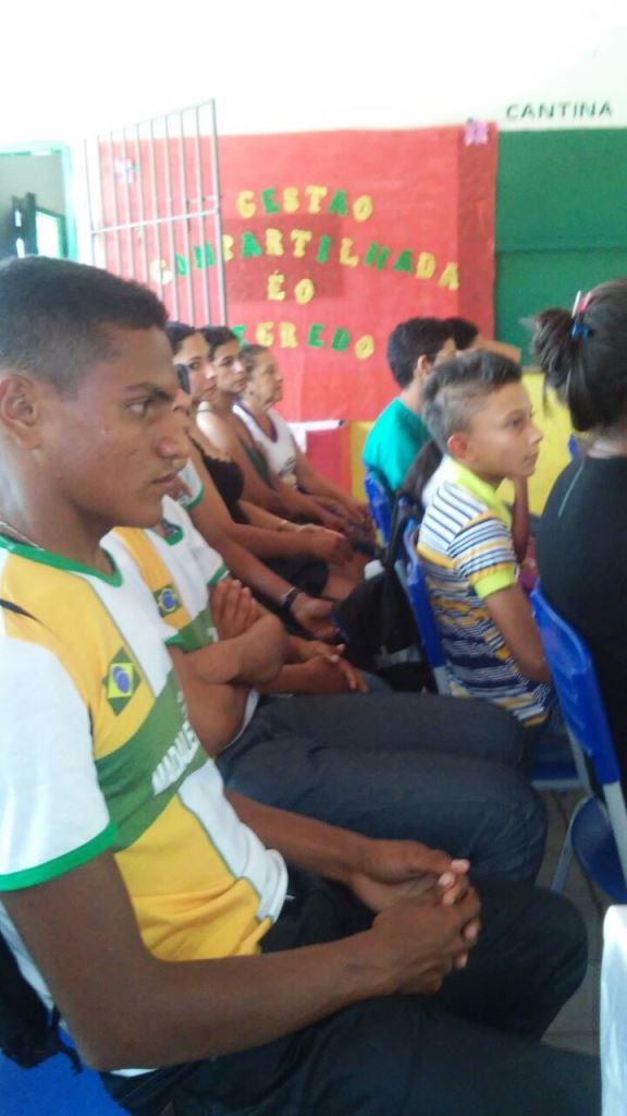 Escolas Municipais de Boa Hora recebem famílias dos alunos em primeiro dia de aula do ano letivo de 2015 - Imagem 4