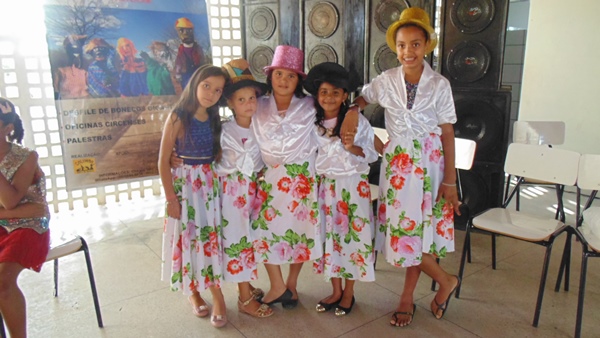 Caravana de teatro Cassimiro côco realiza oficinas de teatro e fazer show em Santo Inácio  - Imagem 30