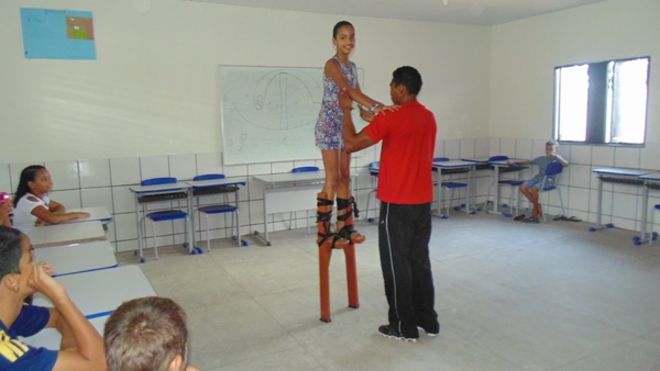 Caravana de teatro Cassimiro côco realiza oficinas de teatro e fazer show em Santo Inácio  - Imagem 23