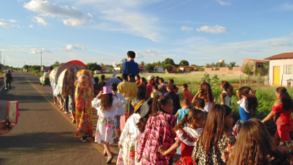 Caravana de teatro Cassimiro côco realiza oficinas de teatro e fazer show em Santo Inácio  - Imagem 36