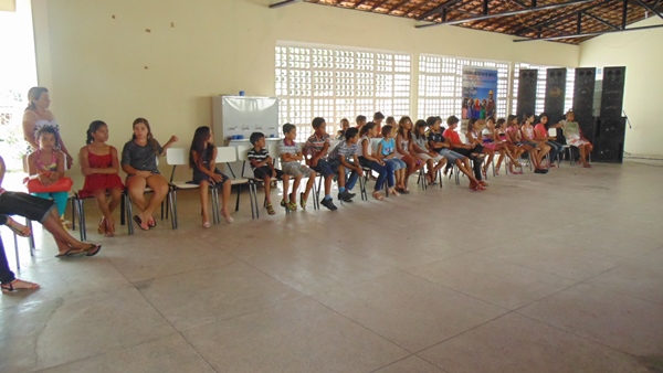 Caravana de teatro Cassimiro côco realiza oficinas de teatro e fazer show em Santo Inácio  - Imagem 16