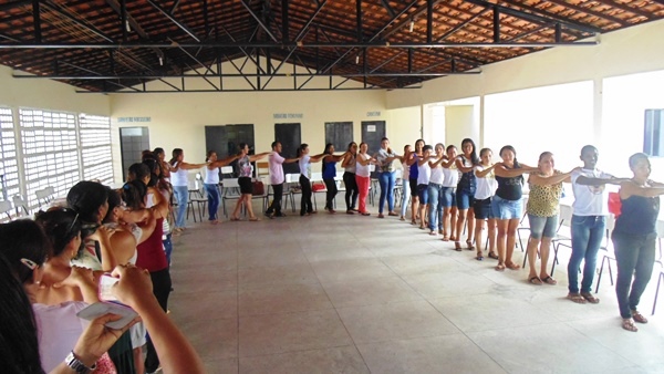 Caravana de teatro Cassimiro côco realiza oficinas de teatro e fazer show em Santo Inácio  - Imagem 4