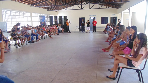Caravana de teatro Cassimiro côco realiza oficinas de teatro e fazer show em Santo Inácio  - Imagem 15