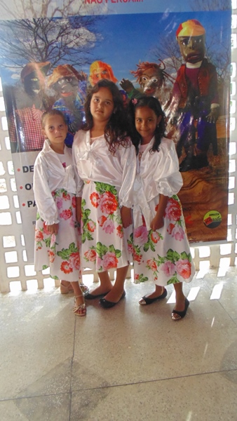 Caravana de teatro Cassimiro côco realiza oficinas de teatro e fazer show em Santo Inácio  - Imagem 27