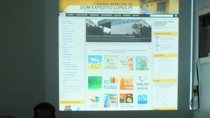 Estudantes conquistam lei para transportes escolar em Dom Expedito Lopes  - Imagem 12