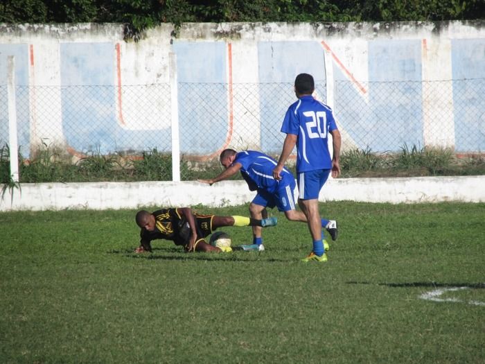 Elesbão Veloso empata e fica com quatro pontos no campeonato dos quarentões de Agricolândia - Imagem 5