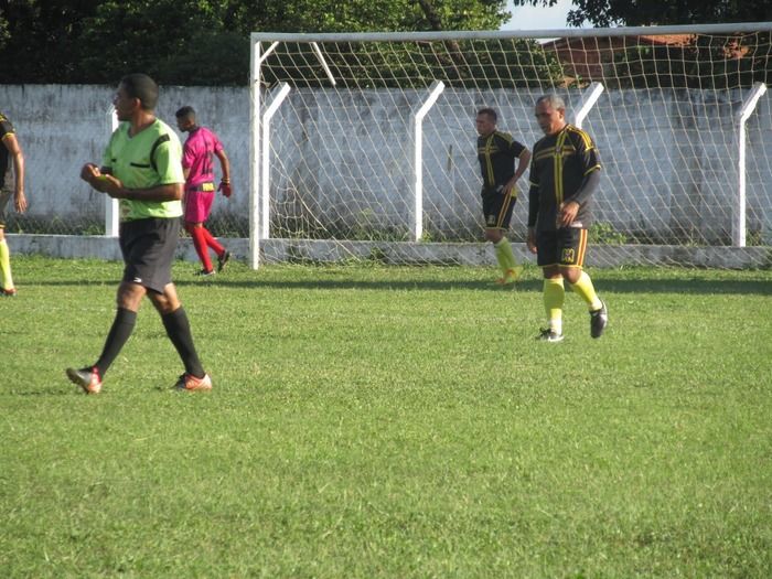 Elesbão Veloso empata e fica com quatro pontos no campeonato dos quarentões de Agricolândia - Imagem 17