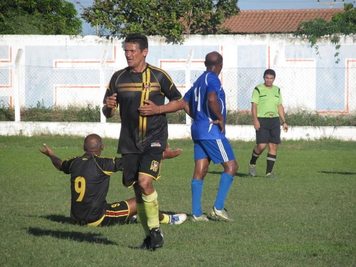 Elesbão Veloso empata e fica com quatro pontos no campeonato dos quarentões de Agricolândia - Imagem 20