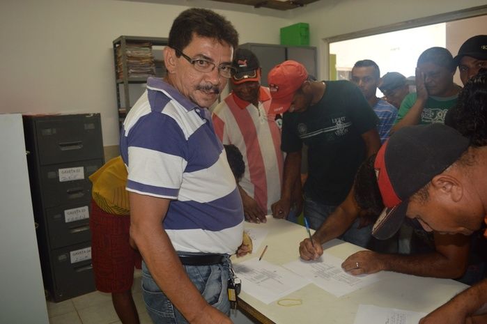 Prefeitura realiza pagamento das diárias para mais de 500 homens do roço das ruas. - Imagem 4