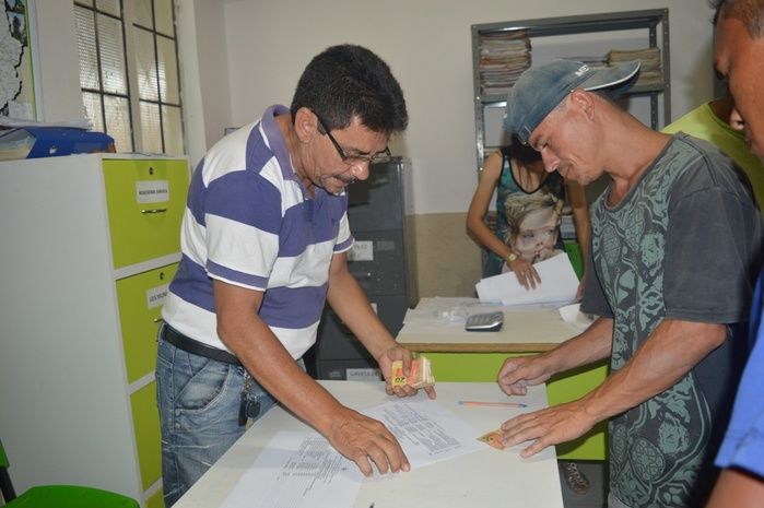 Prefeitura realiza pagamento das diárias para mais de 500 homens do roço das ruas. - Imagem 7