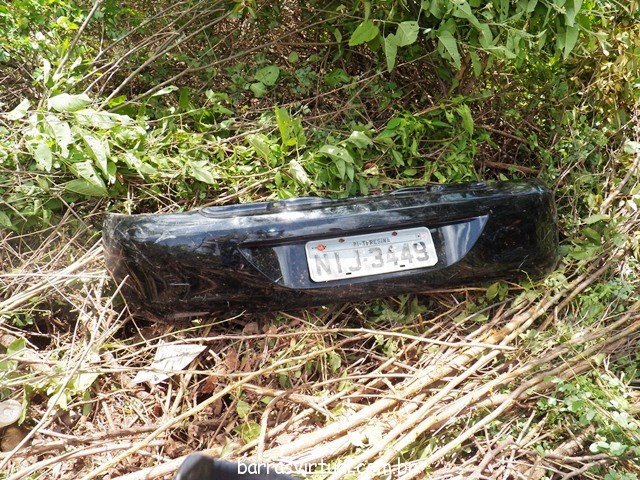 Motorista perde o controle na PI-113 e vira na entrada de Barras - Imagem 3