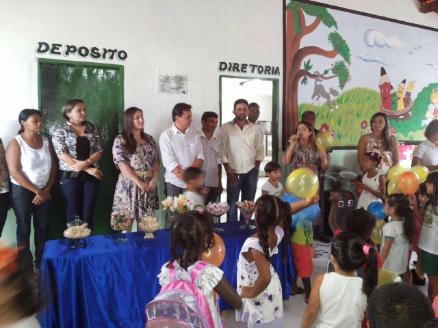 Everardo Moura inaugura reforma de creche em Isaias Coelho - Imagem 2